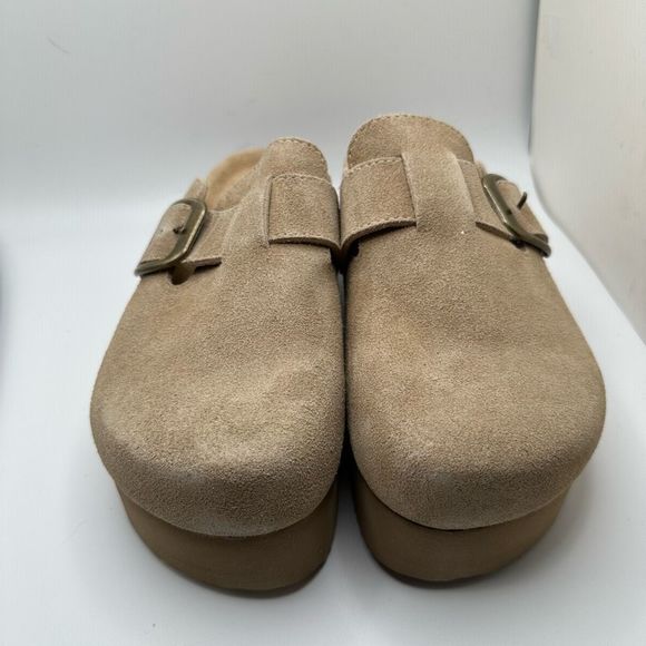 CUSHIONAIRE Women's Genuine Suede Cork Footbed Platform Clog with +Comfort 7.5 W - Picture 2 of 7